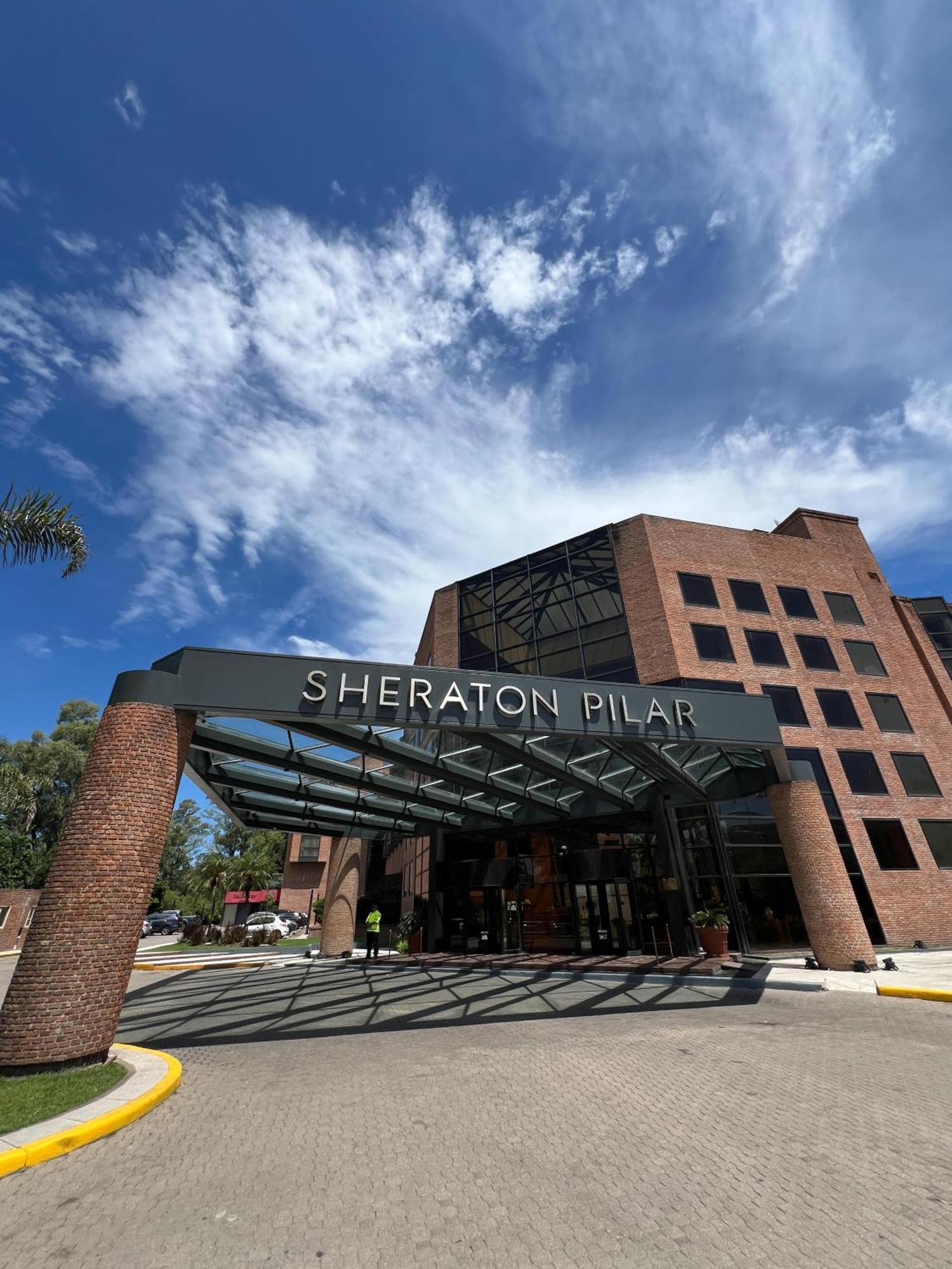 Sheraton Pilar Hotel & Convention Center Exterior foto